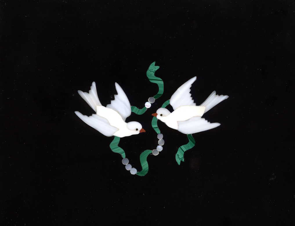 Colombe con vezzo malachite - Doves with Malachite Necklace
